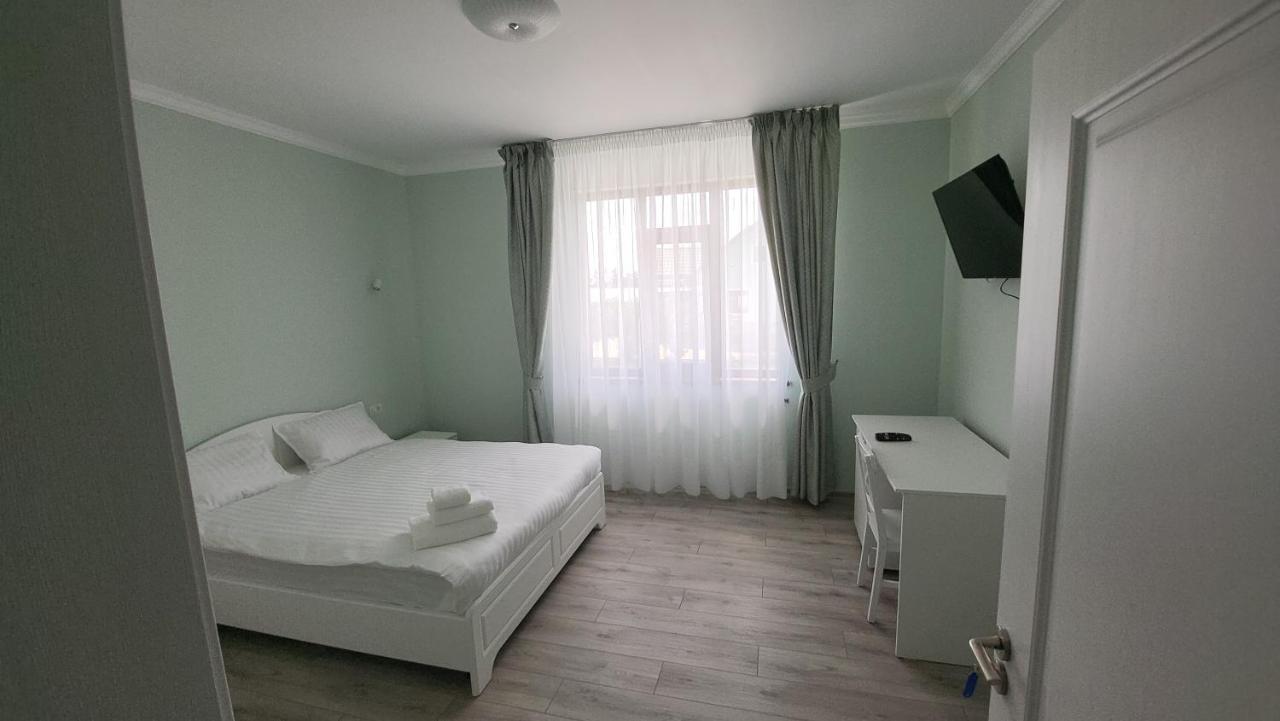 Bed and Breakfast Colt De Rai Hirtoape Екстер'єр фото